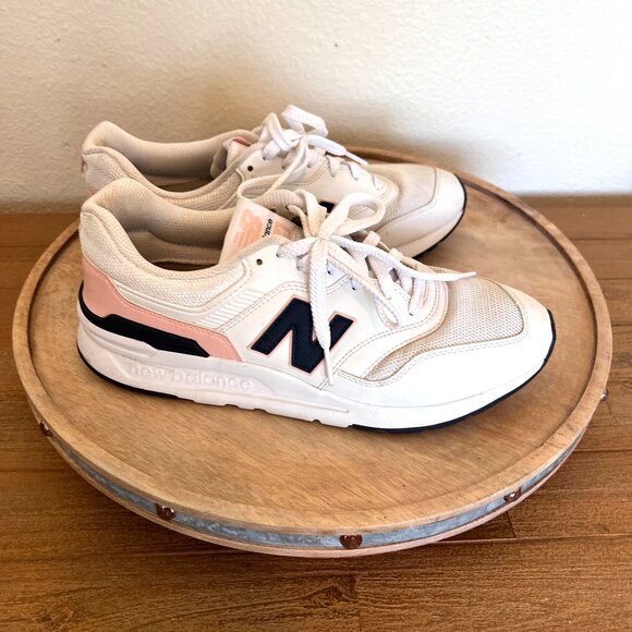 New Balance 997H -Pink & White - Size 9.5 - Picture 1 of 8